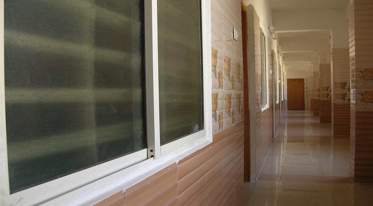 מלון טירופאטי Ssb Residency מראה חיצוני תמונה