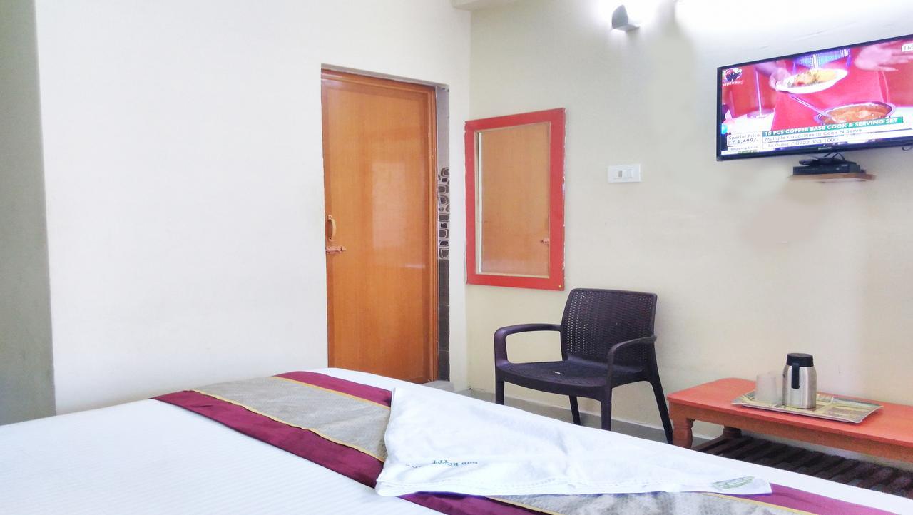 מלון טירופאטי Ssb Residency מראה חיצוני תמונה